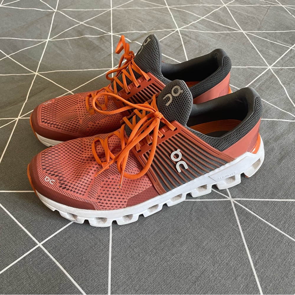 On Cloudswift Running Shoe size 10